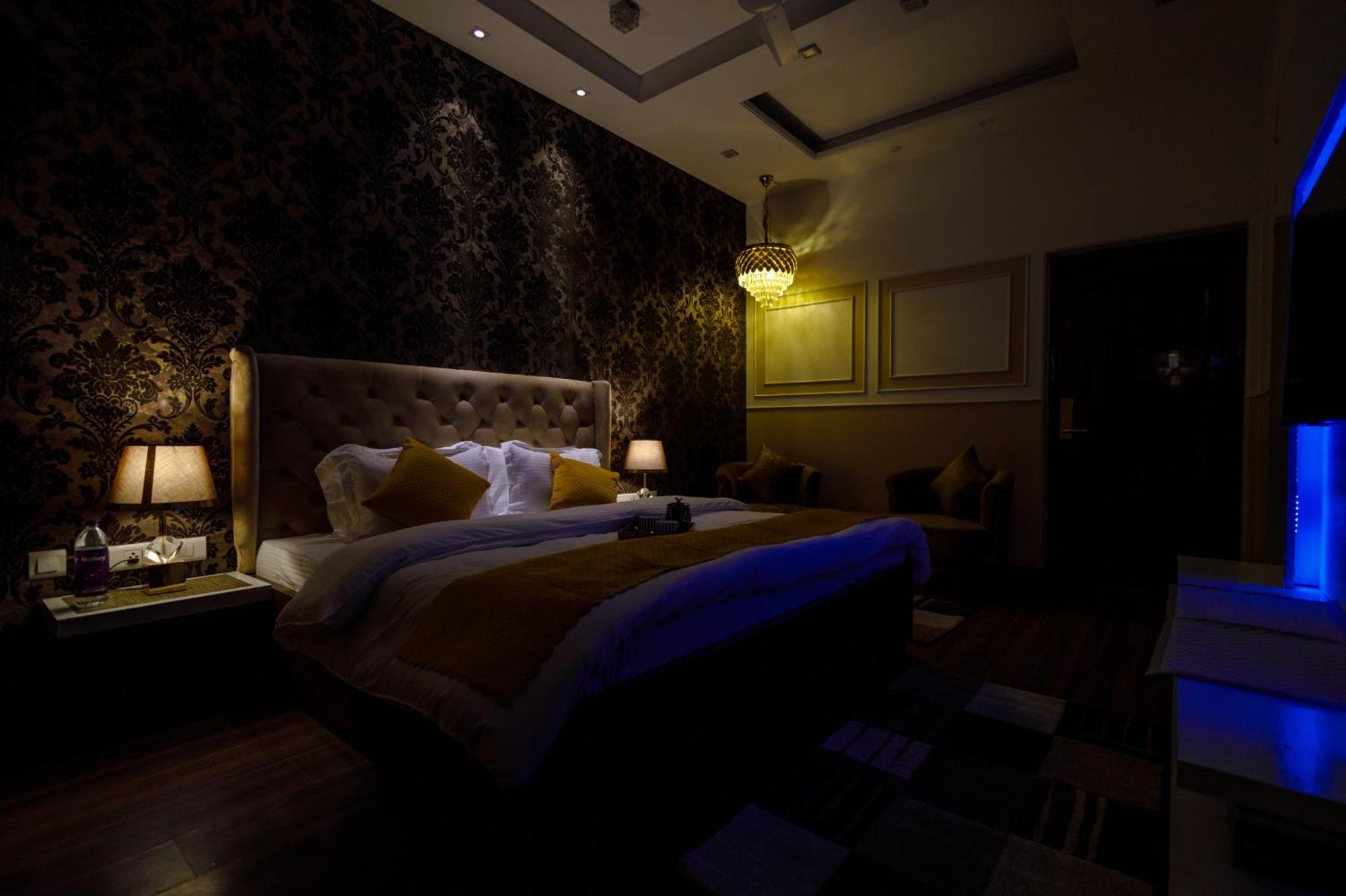 Victorian Elegance Luxury Stays Amritsar Eksteriør bilde