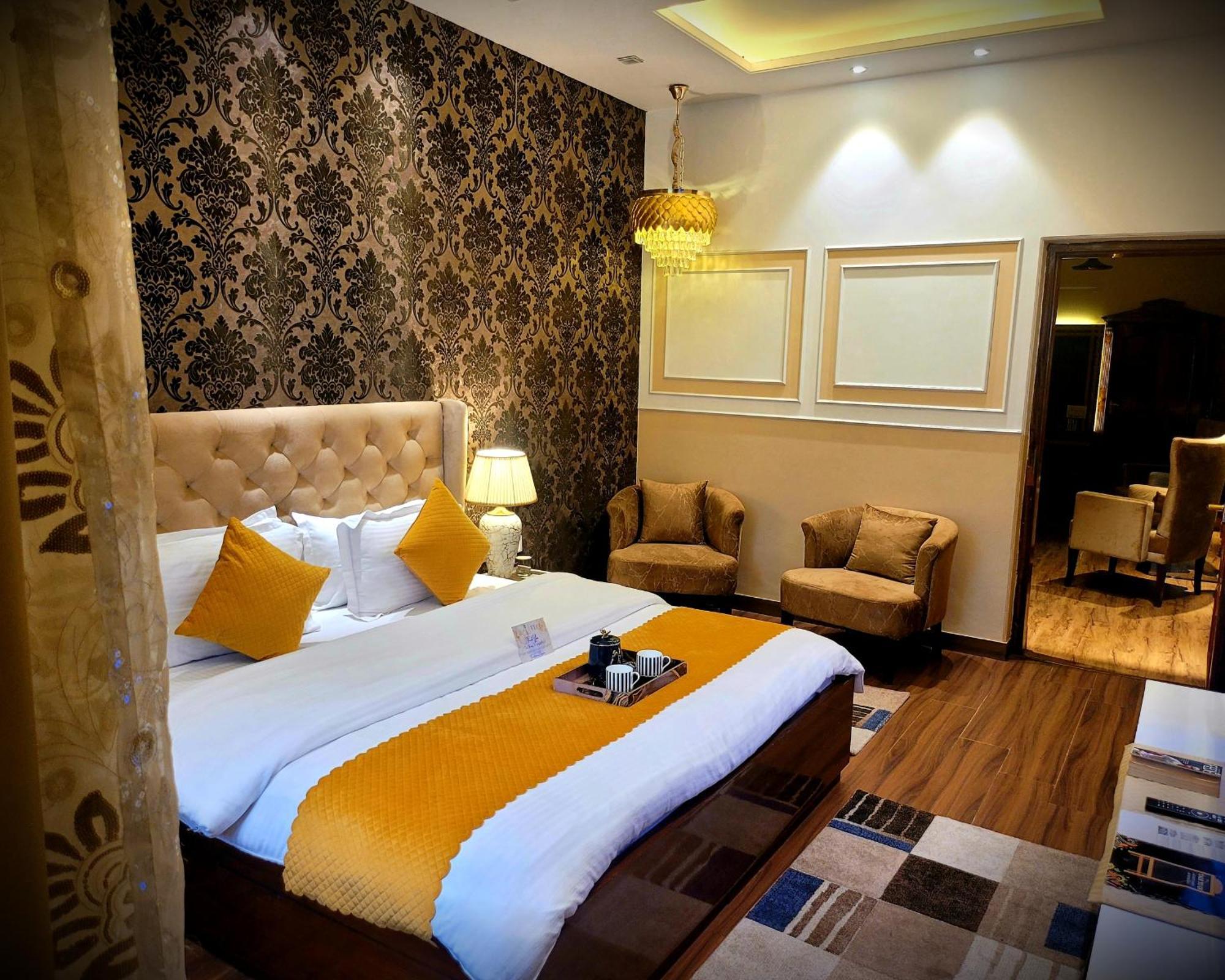 Victorian Elegance Luxury Stays Amritsar Eksteriør bilde