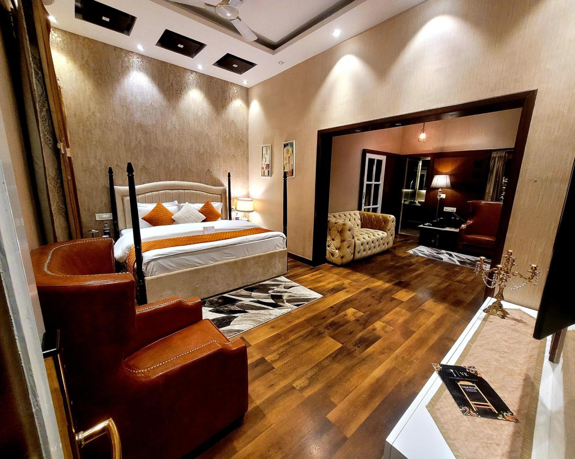 Victorian Elegance Luxury Stays Amritsar Eksteriør bilde